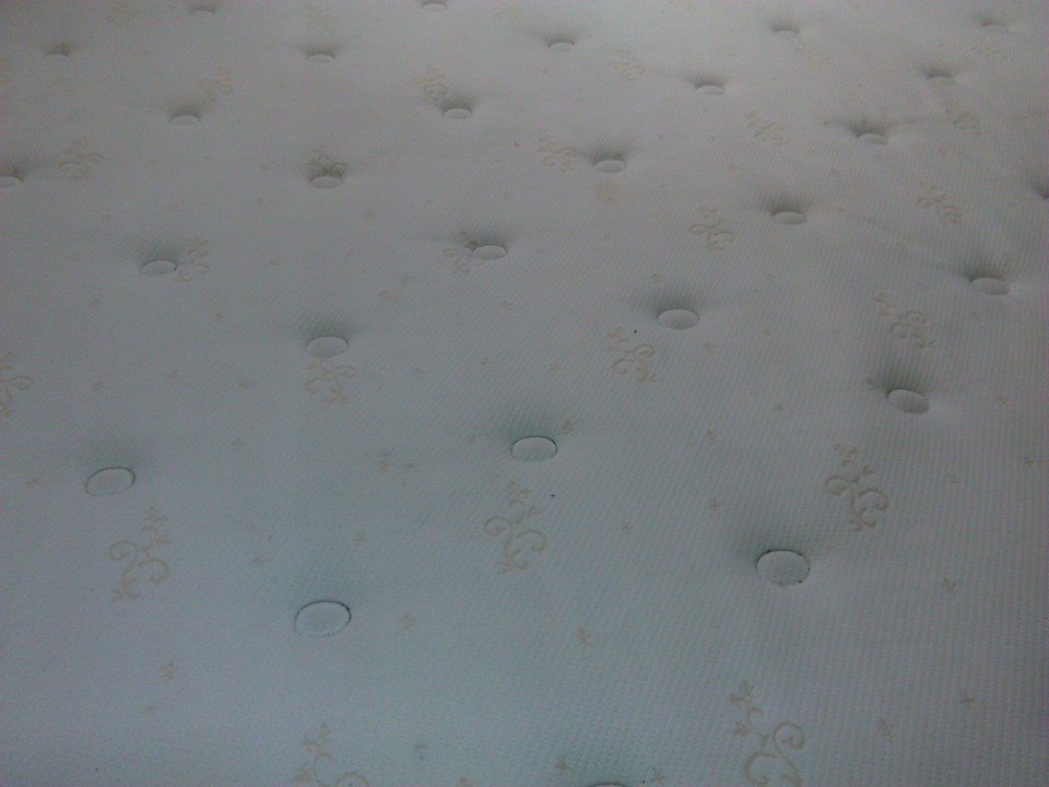 Lavado de colchones en republica dominicana empresa de limpieza alfombras santo domingo servicio conserjeria cristalizado pisos  pulido granito